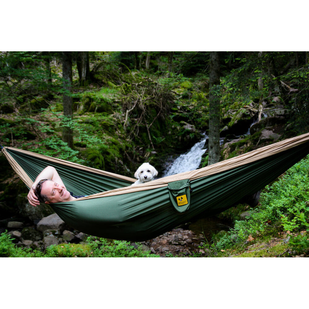 Hamac parachute double vert kaki modèle Bee Lazy Camp