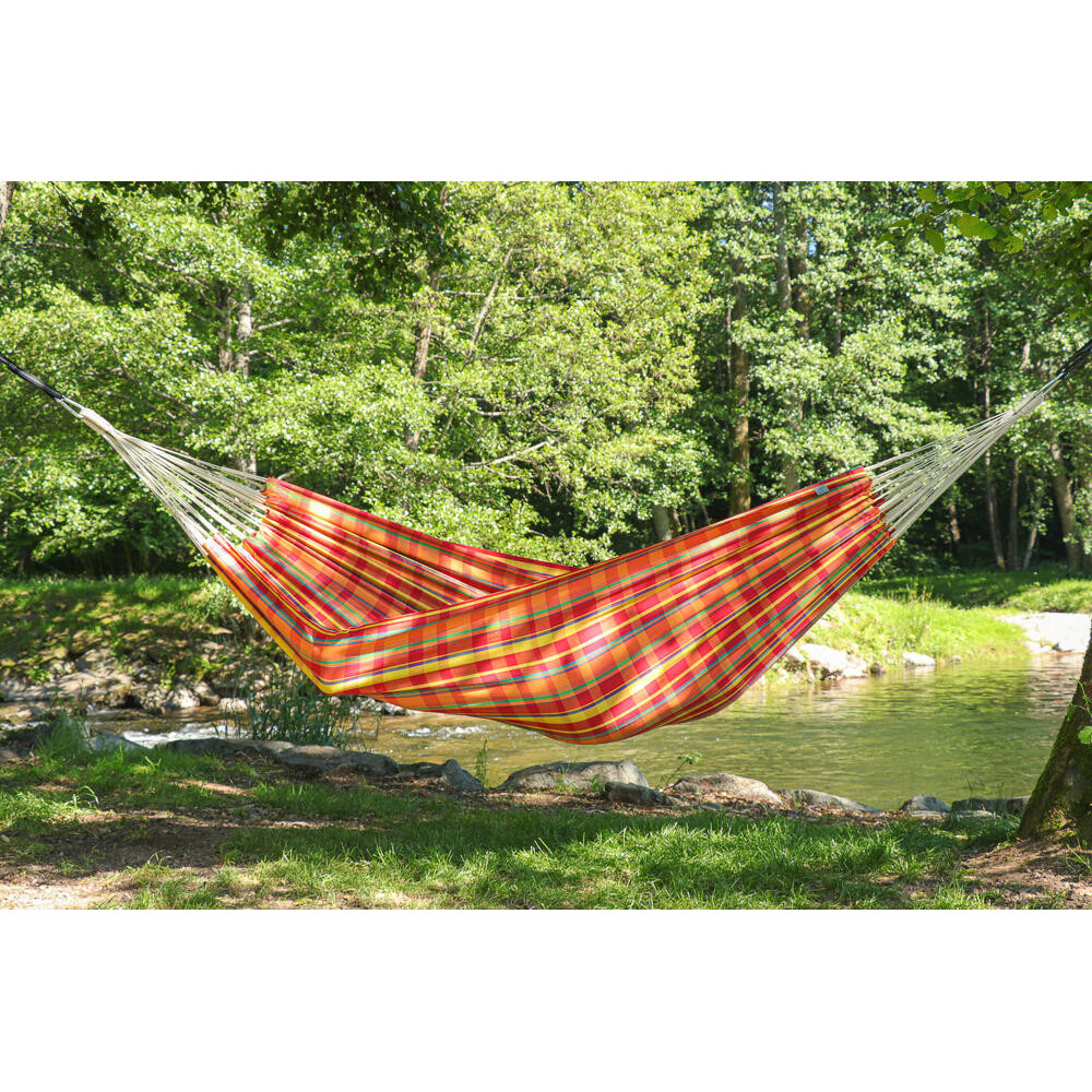 Hamac double en coton recyclé Madras rouge - Confort écologique pour deux